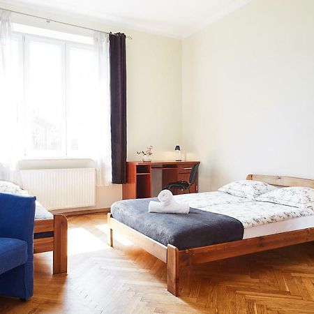 Green Yard Apartment Krowoderska Street Krakkó Kültér fotó