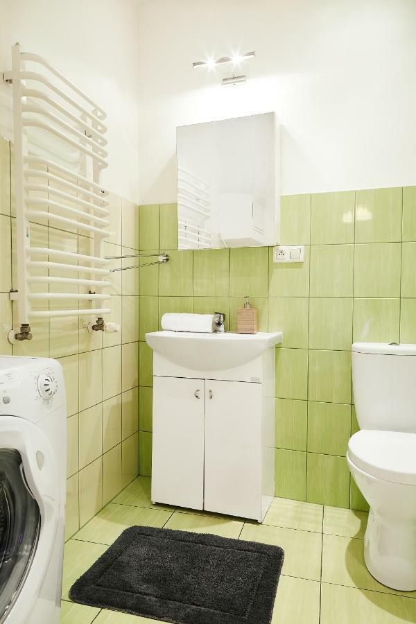 Green Yard Apartment Krowoderska Street Krakkó Kültér fotó