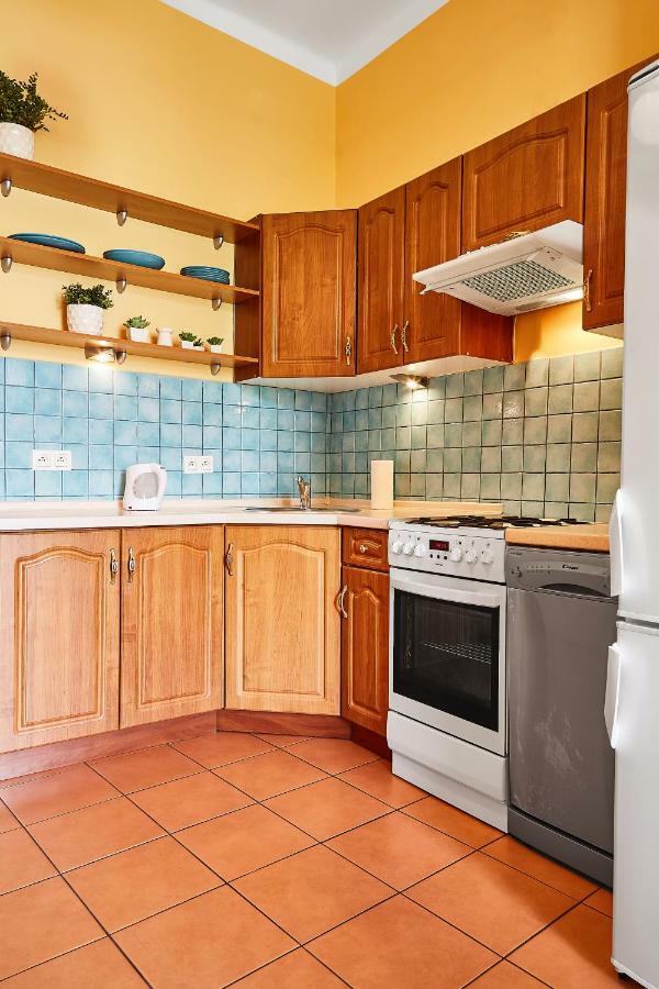 Green Yard Apartment Krowoderska Street Krakkó Kültér fotó